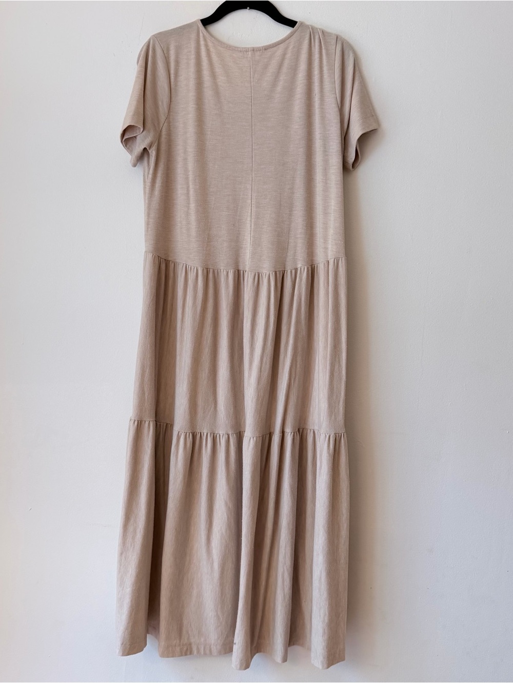 L beige Zenana Outfitters Beige Tiered Short-Sleeve Maxi Dress - Picture 5 of 8